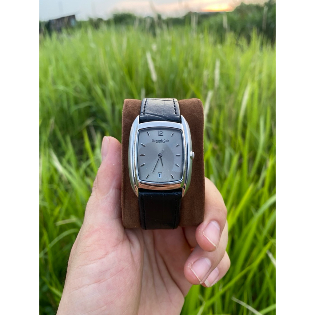 Jam tangan Kenneth Cole Tank