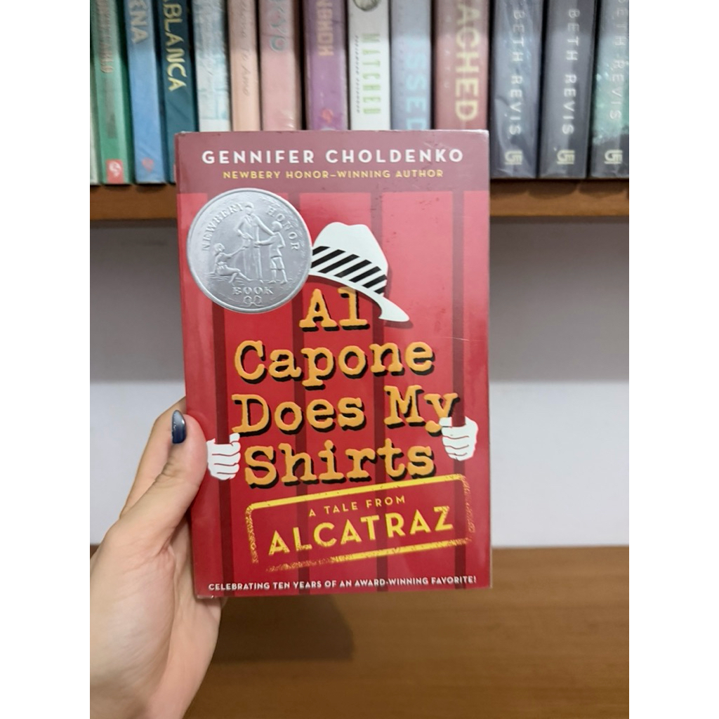 (ORIGINAL + ENGLISH) Buku Novel Anak Al Capone Does My Shirt (A Tale from Alcatraz) by Gennifer Chol
