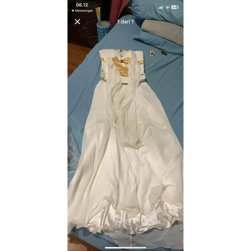 gaun pesta kain sutera