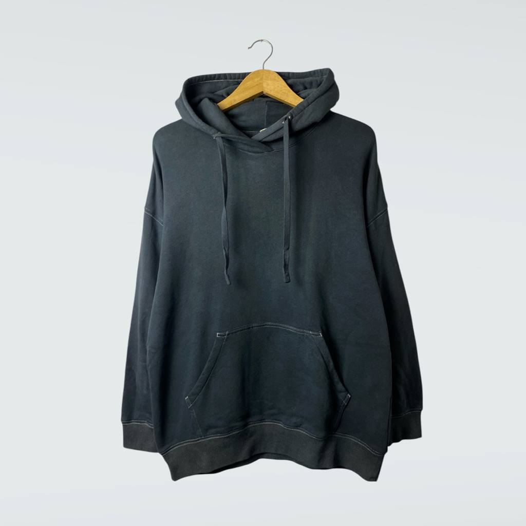hoodie uniqlo carcoal hitam second