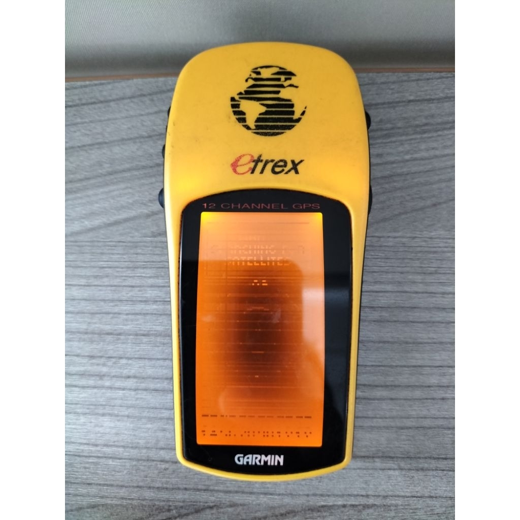 Di Jual GPS Garmin Etrex 12 Channel  Minus LCD Batangan