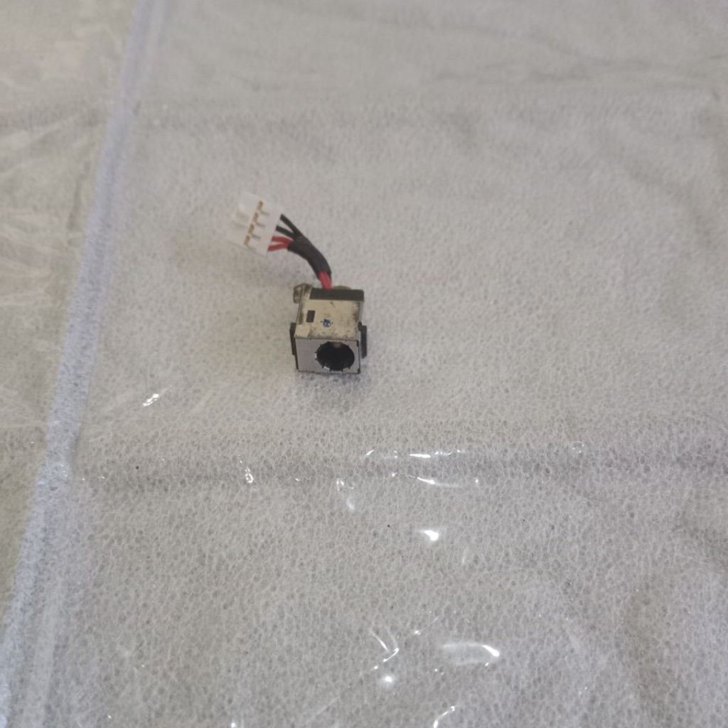 jack dc/konektor carger laptop toshiba dynabook r632/h original