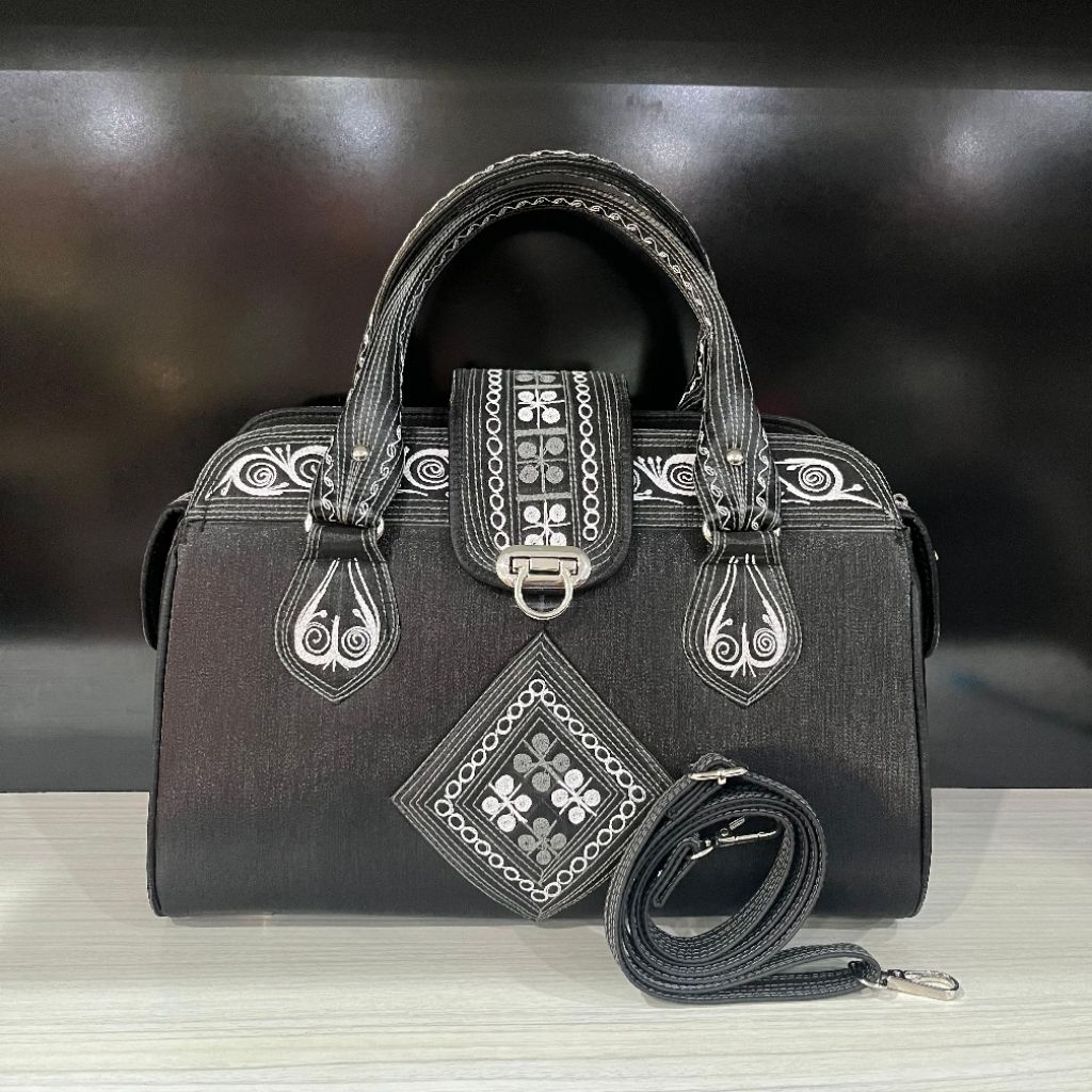 TAS WANITA MOTIF ACEH | Tas Luna Besar Selempang