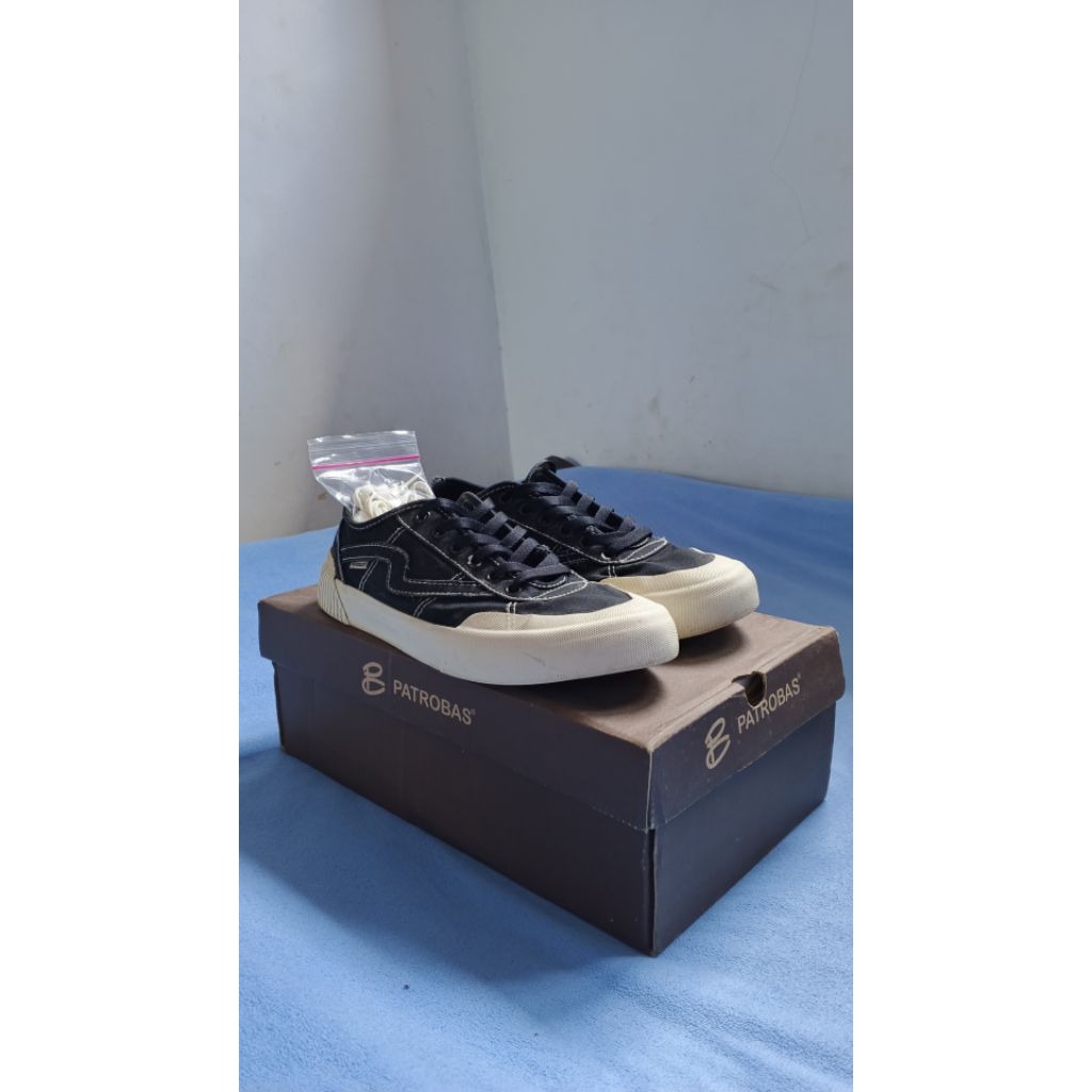 SEPATU PATROBAS ORI LOKAL SECOND