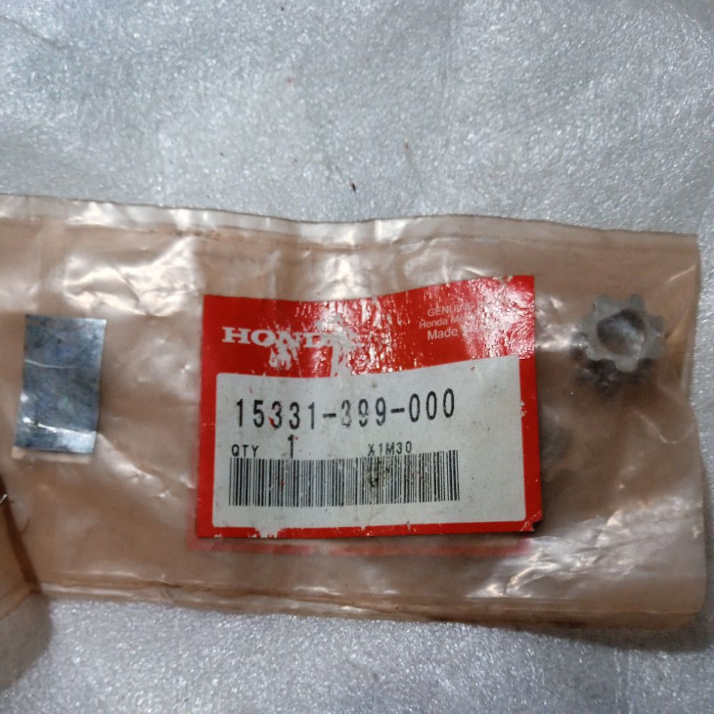 15331 399 000 original import Made in Japan AHM Astra Honda motor HGP genuine part NOS ROTOR OIL PUM