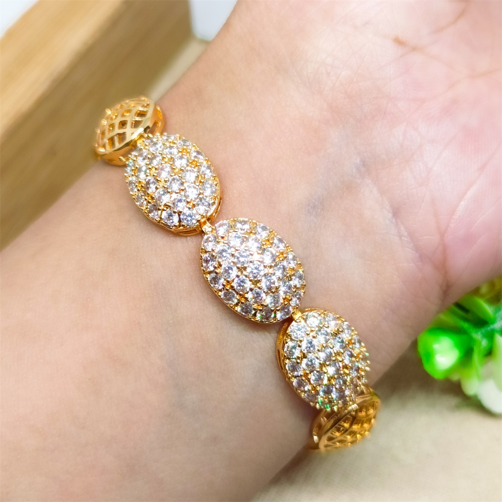 icon arrow left boldicon arrow right bold Share:   Favorit (10) gelang dubai oval full permata xupin