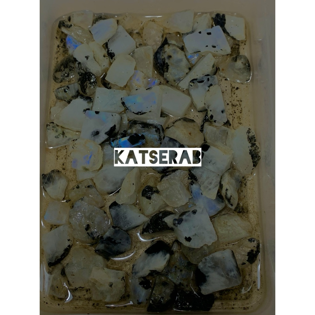 Bongkahan biduri bulan natural moonstone / bahan batu permata biduri bulan / bongkahan natural moons