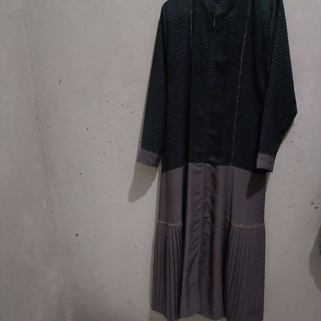 preloved hikmat fashion