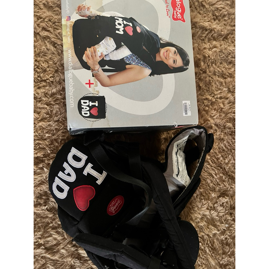 Dialogue Gendongan bayi preloved