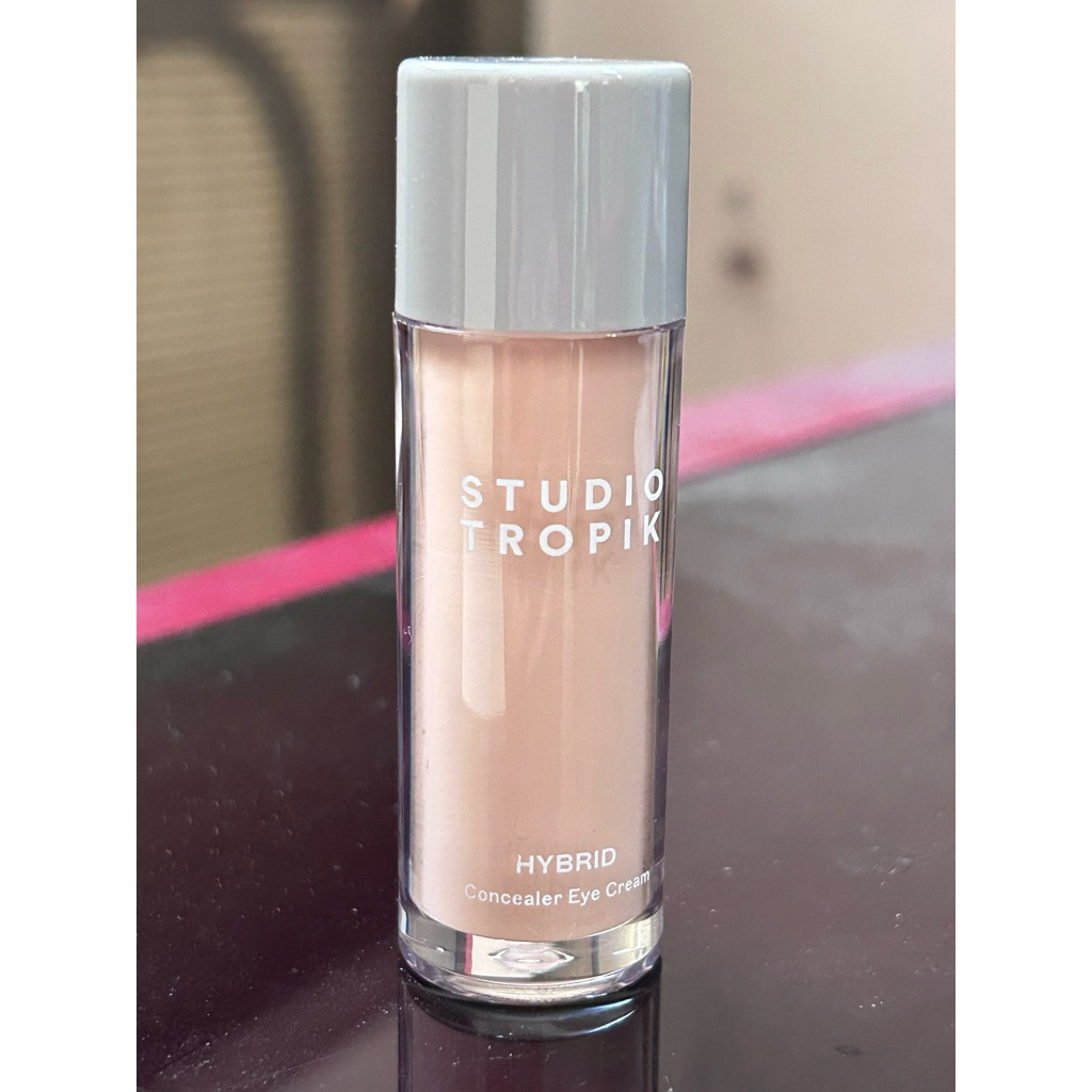 Preloved concealer studio tropik light medium