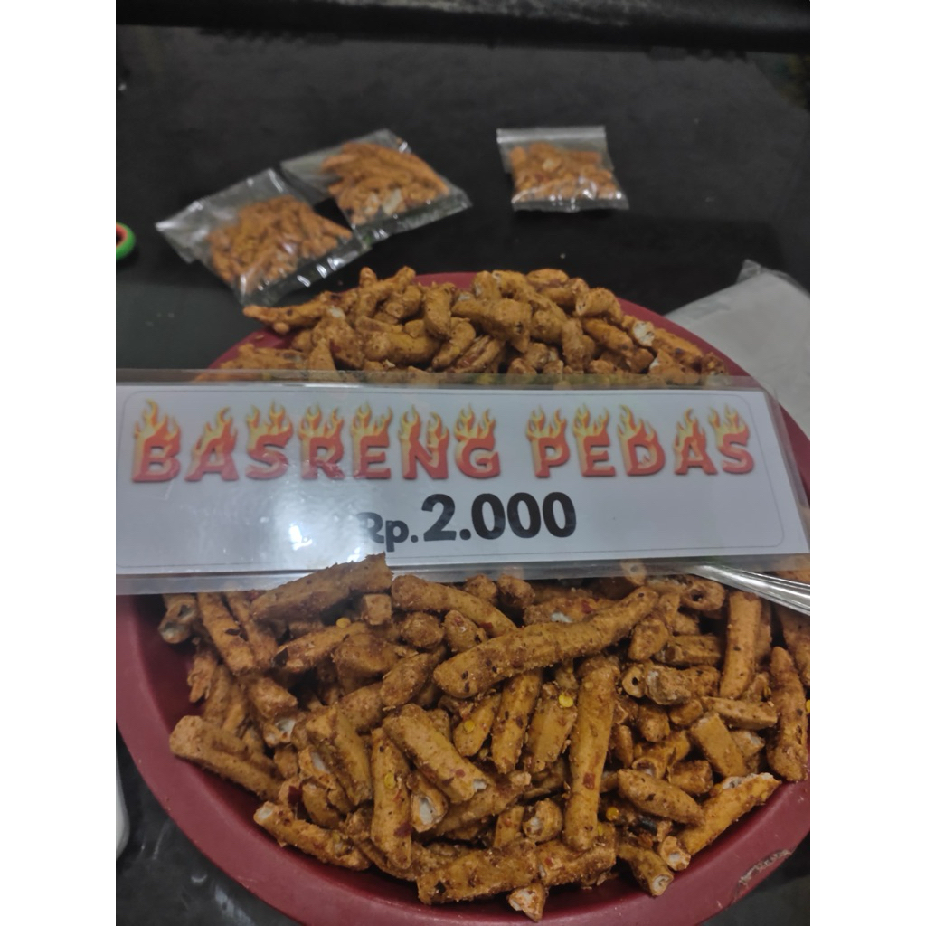 Basreng jajanan rentengan