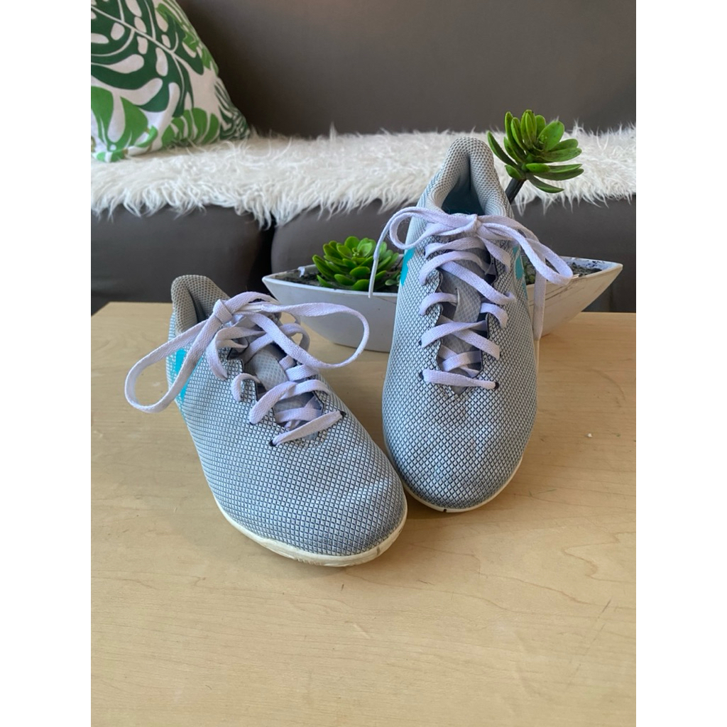 prelove sepatu futsal anak (size 30)