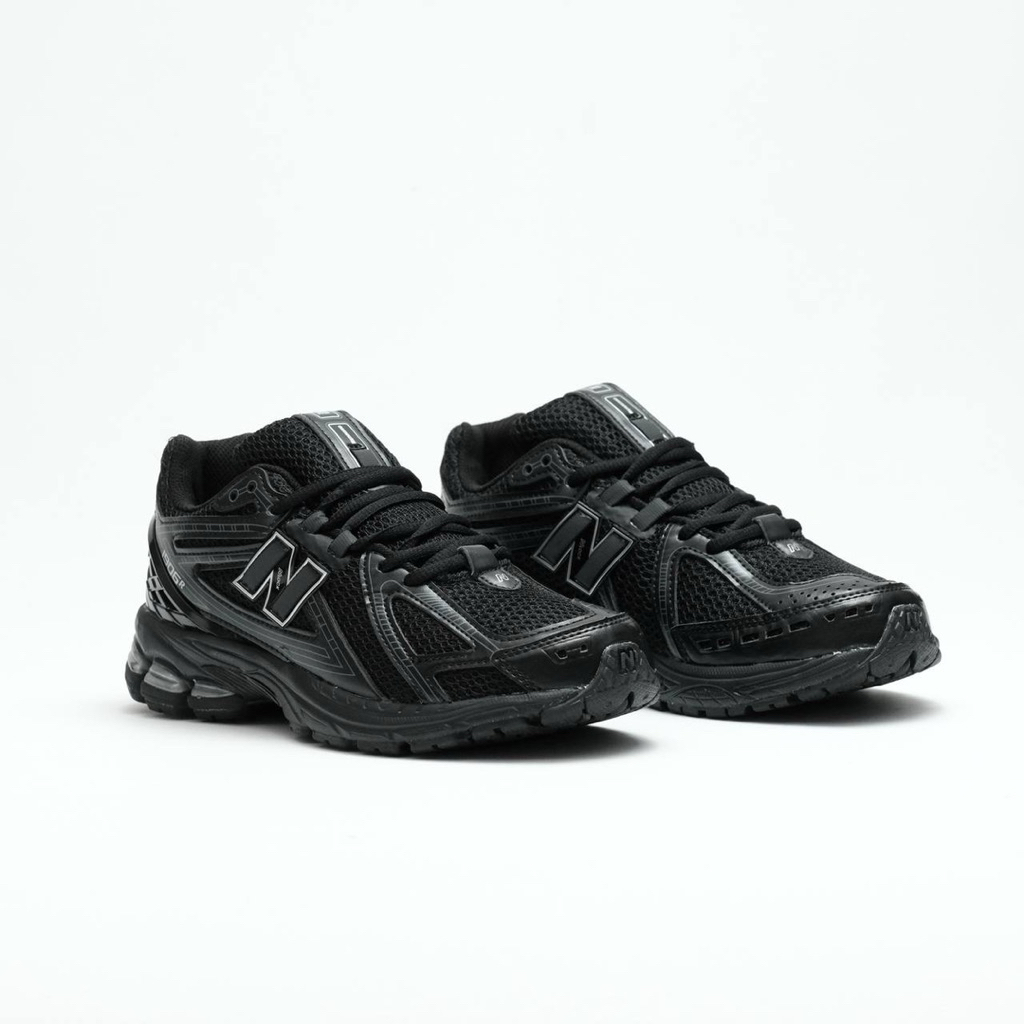 NB 1906R Black Metalic Silver Original