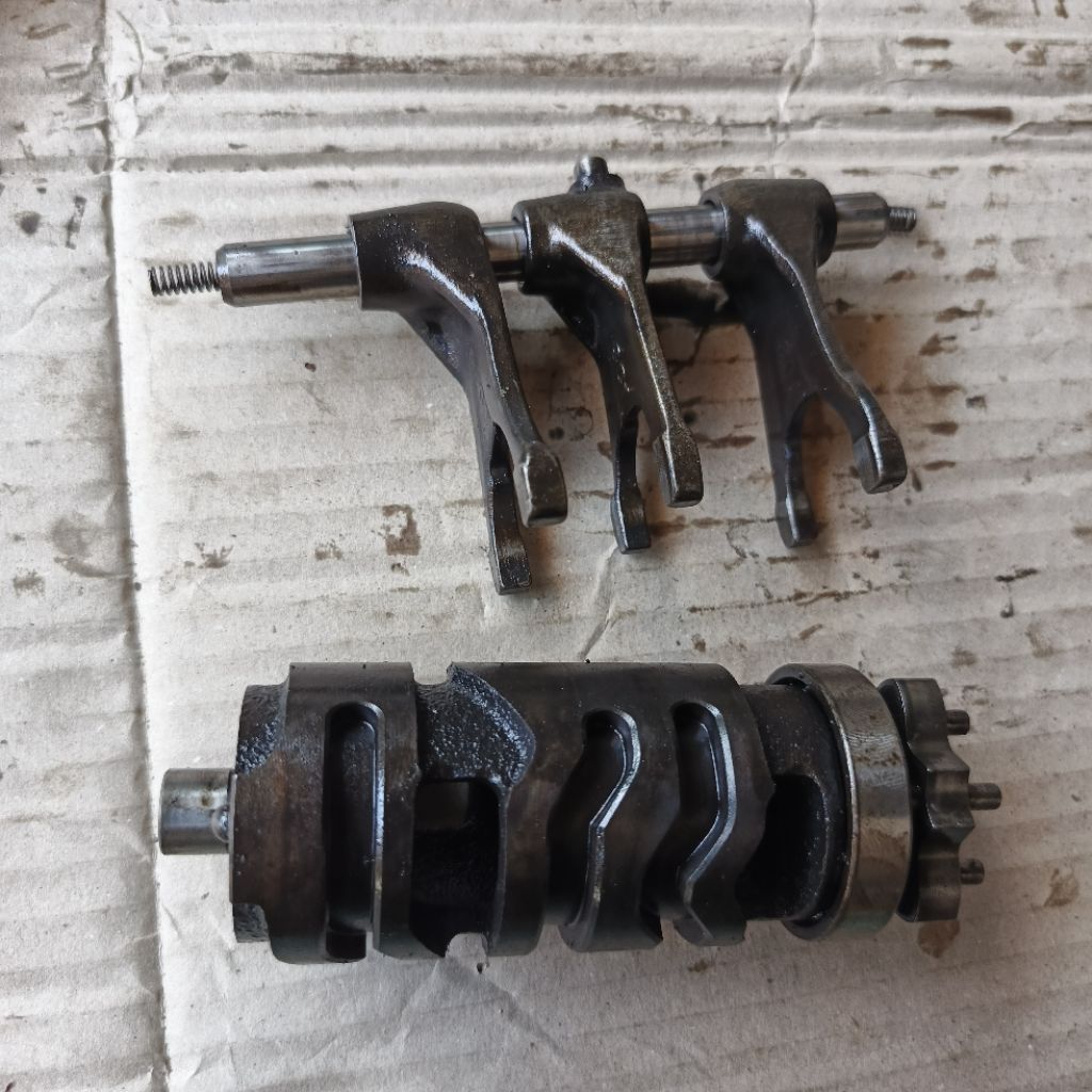 capit udang dan shift drum vixion old kode 3C1 bekas asli copotan capit udang vixion old