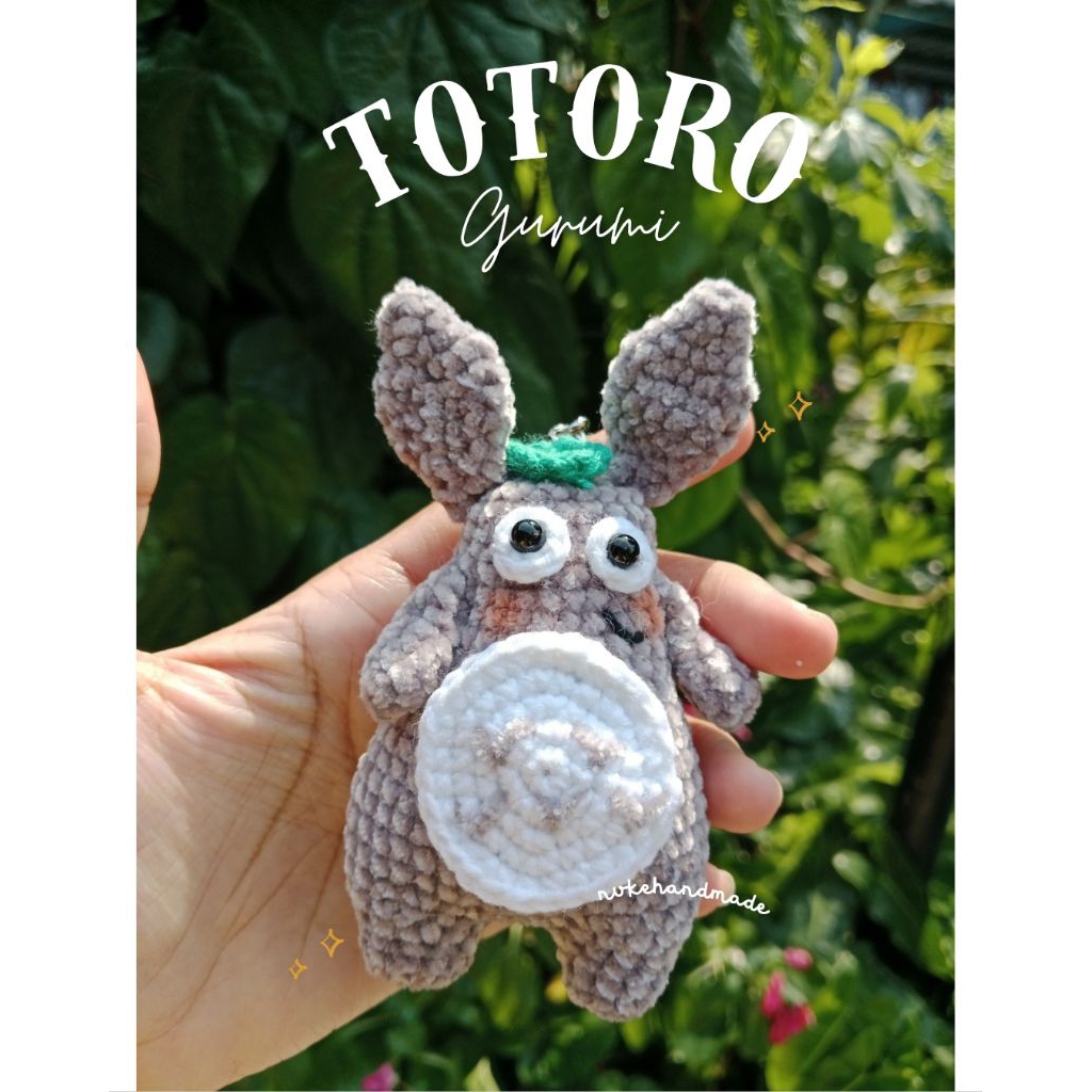 Totoro gantungan rajut/ amigurumi totoro gantungan kunci rajut totoro hadiah ultah boneka totoro ghi