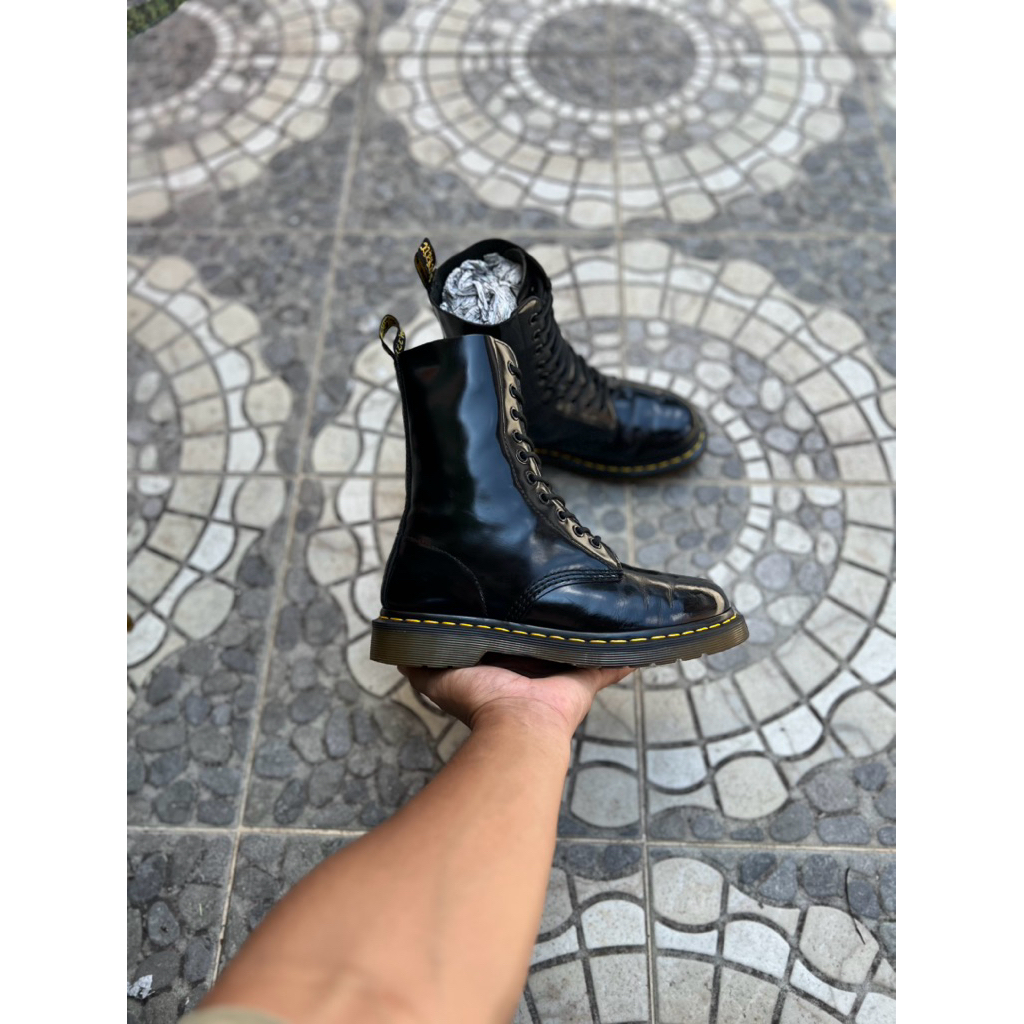 DR.MARTENS 1490 BLACK SMOOTH