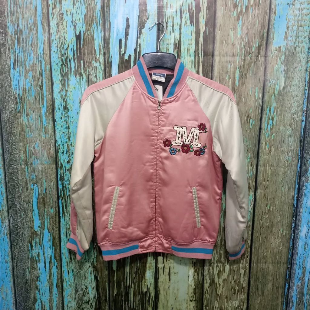 Jaket Varsity DISNEY Size M wanita keren bagus