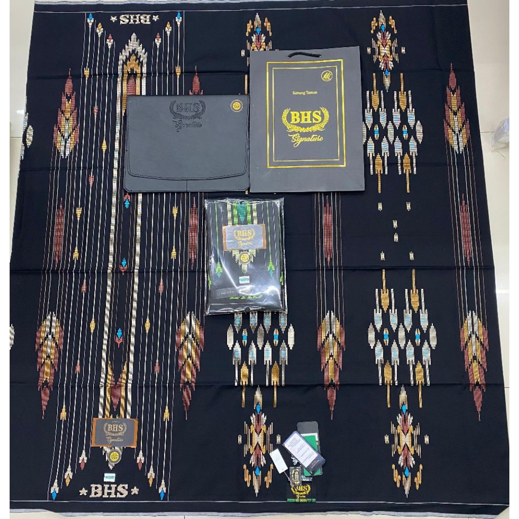 Sarung BHS Signature Gold SSH / Sarung BHS Signature