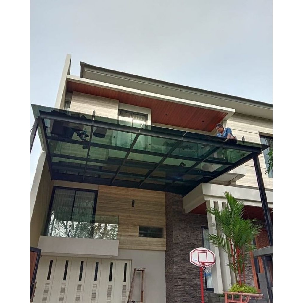 . kanopi kaca tempered / atap kanopi custom / canopy tempered glass / atap teras garasi hollo custom