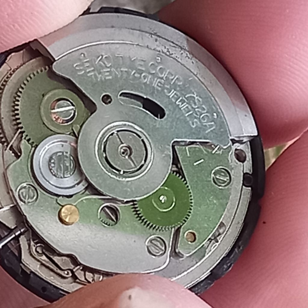 mesin seiko 7s26 dan 7s26c