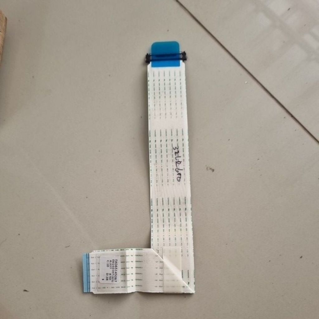 LVDS / FLEXIBEL / KABEL LVDS FFC / 32LR650 / 32LR65 / EAD65145067