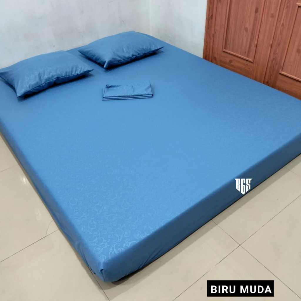 SPREI SATU SET POLOS EMBOS UKURAN 120 160 180 SATU SET SPREI DENGAN SARUNG BANTAL DAN GULING