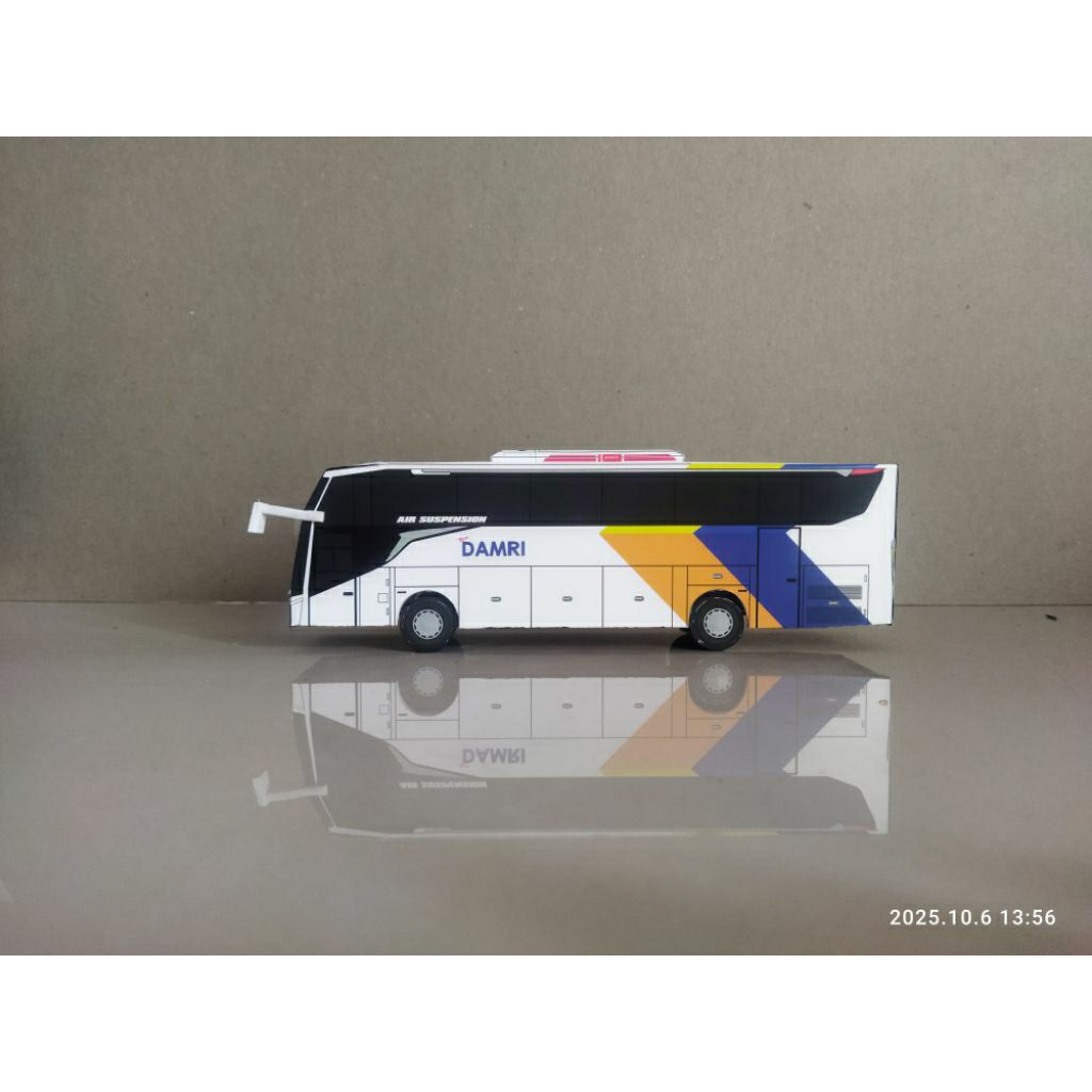 Miniatur Bus Damri Jetbus 5