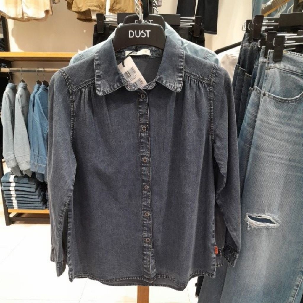 Kemeja Denim Brand Dust