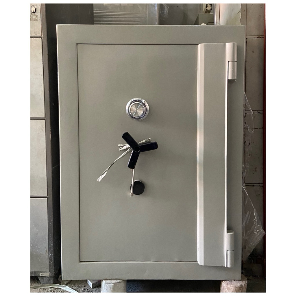 Brankas A4 LN Tinggi 107 cm Brangkas Bekas Tahan Api Safety Box Brankas Kantor