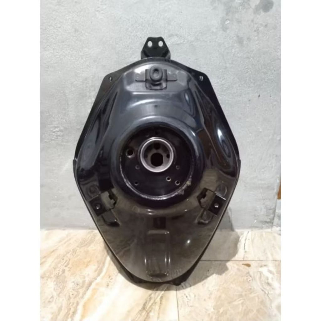 Tangki Original YAMAHA R15V3 Copotan