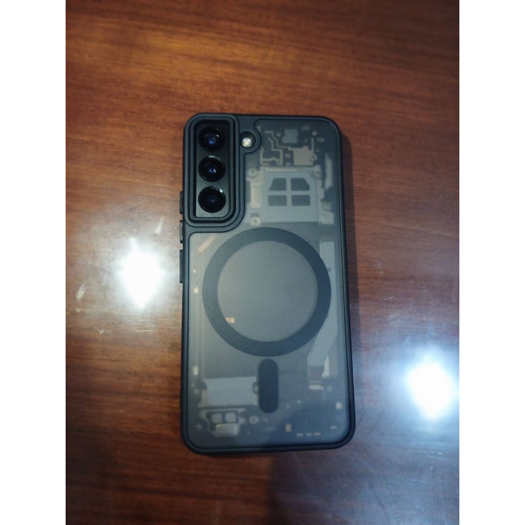 Samsung S22 5G (Minus)