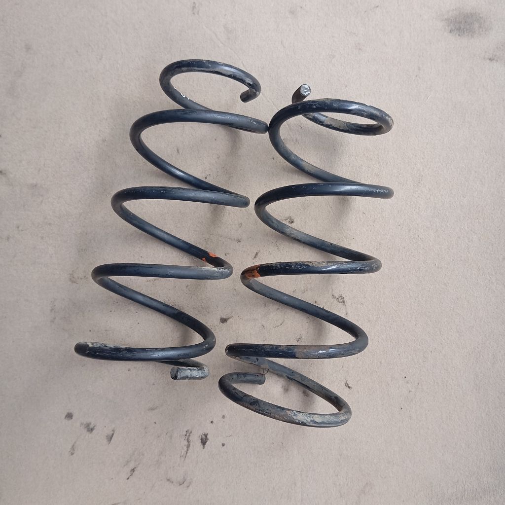 Per spiral belakang standar ford escape 2003