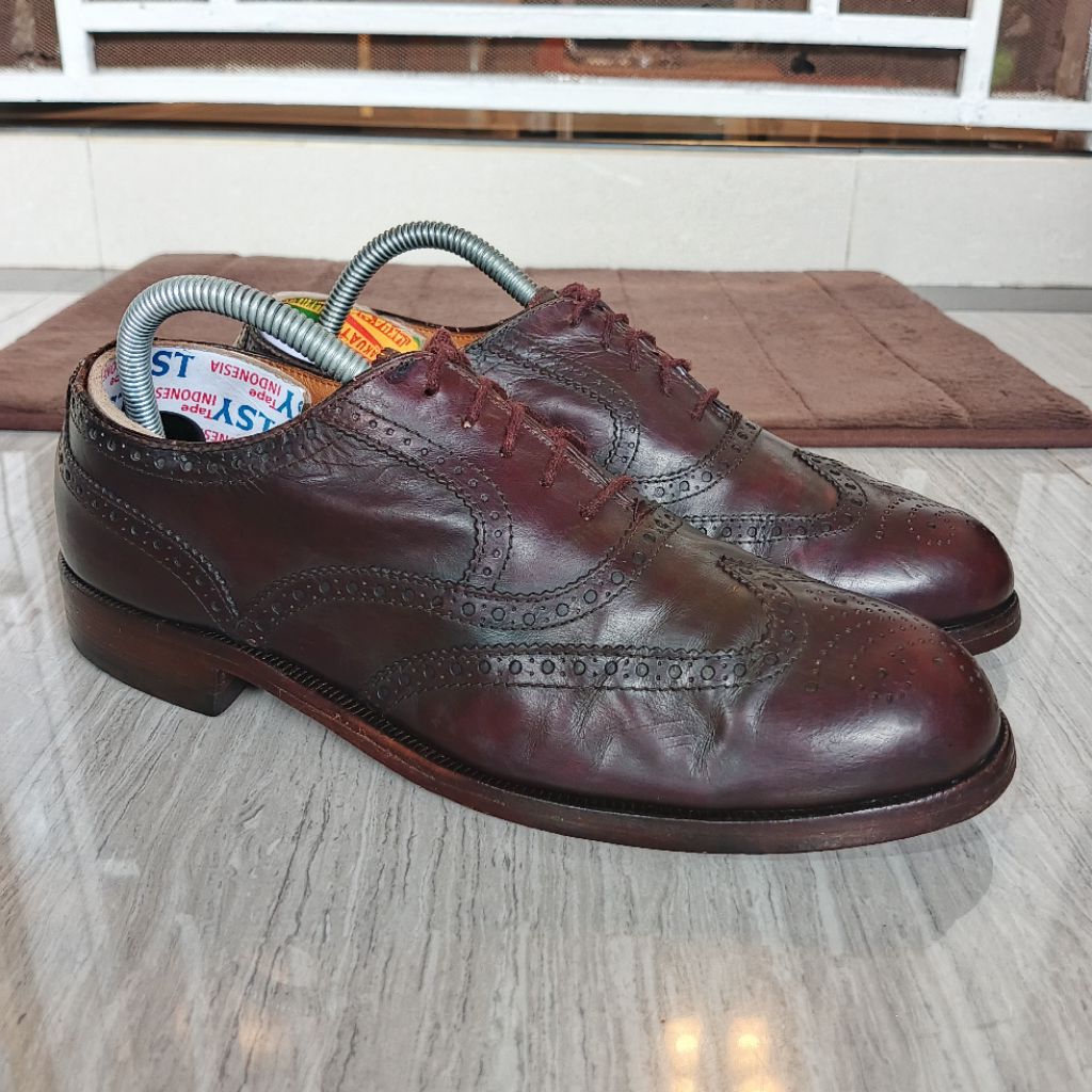 BALLY International  Hand Made Swiss Brand Wingtip Brogue Oxford Derby Pantofel Low Dress Shoes Burg