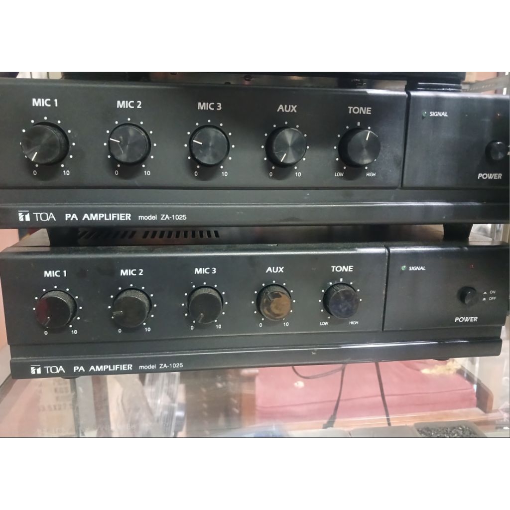 Amplifier TOA ZA-1025 Bekas