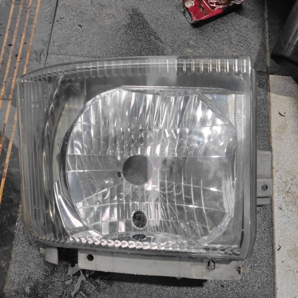 headlamp lampu depan isuzu giga nmr71 kanan ori