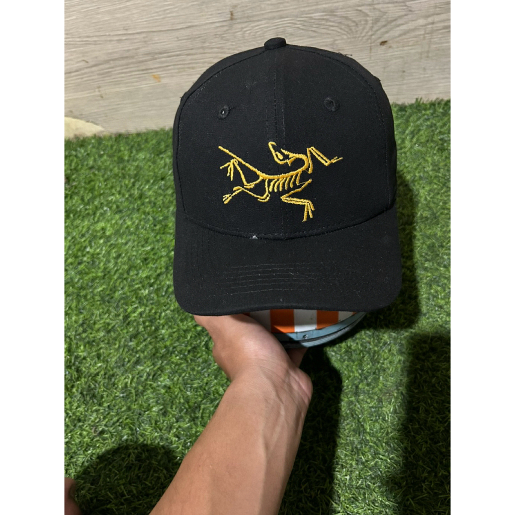 Topi Arc'teryx baseball caps