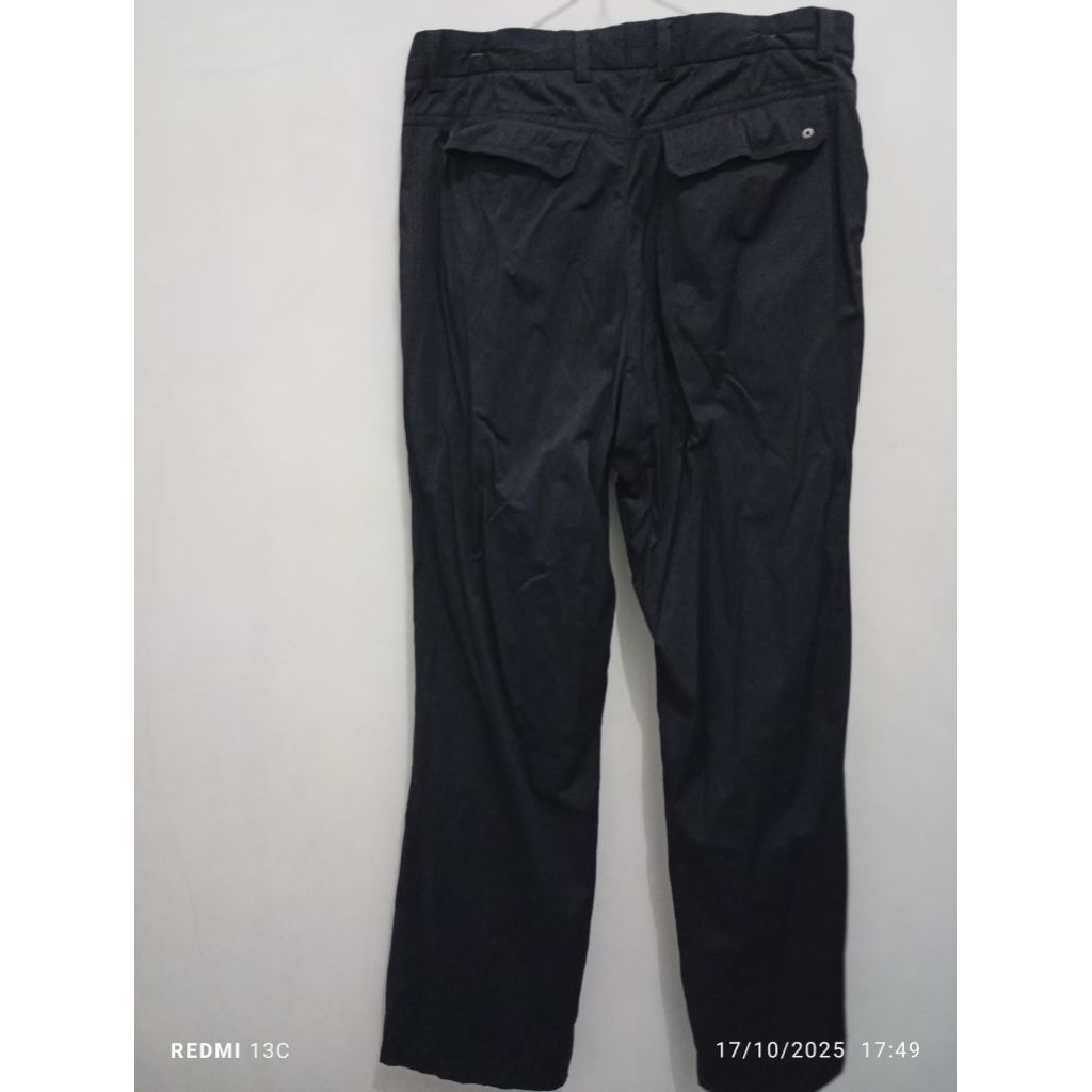 preloved celana panjang outdoor pria windy club