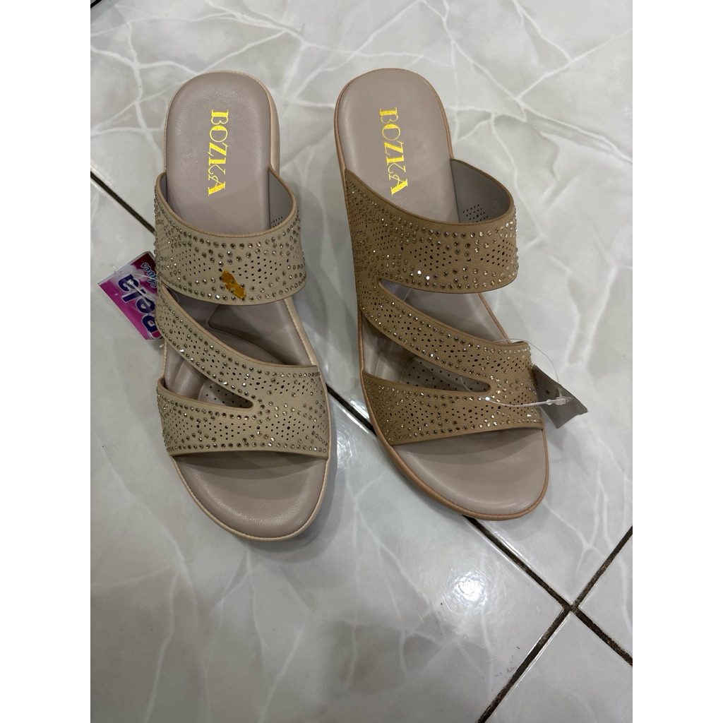 sandal bozka wedges terbaru HBO