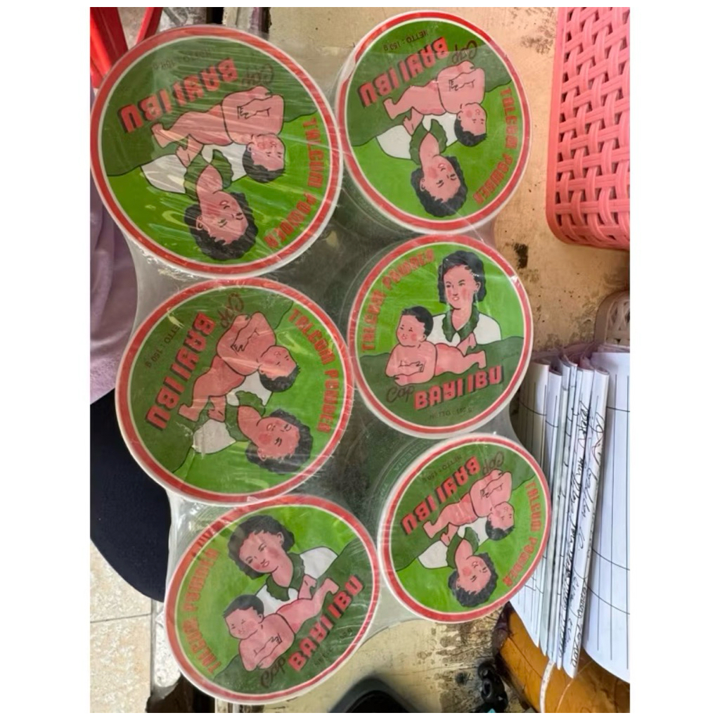 Bedak Bayi Ibu Talcum Powder