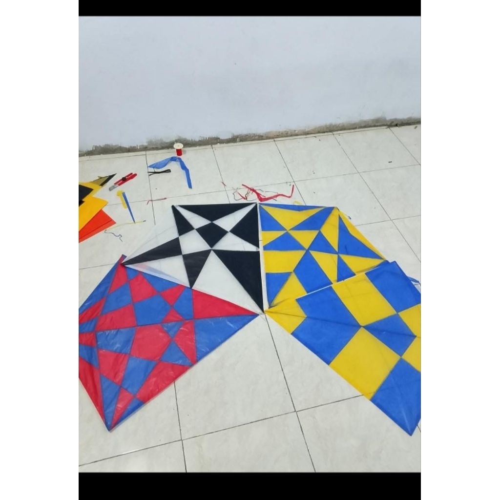 Layang layang full motif