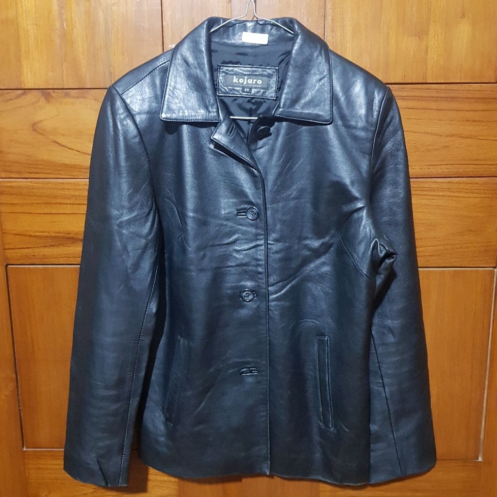 Outer Kulit Hitam