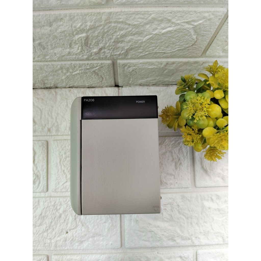 OMRON CQM1-PA206 POWER SUPPLY UNIT OMRON PA206