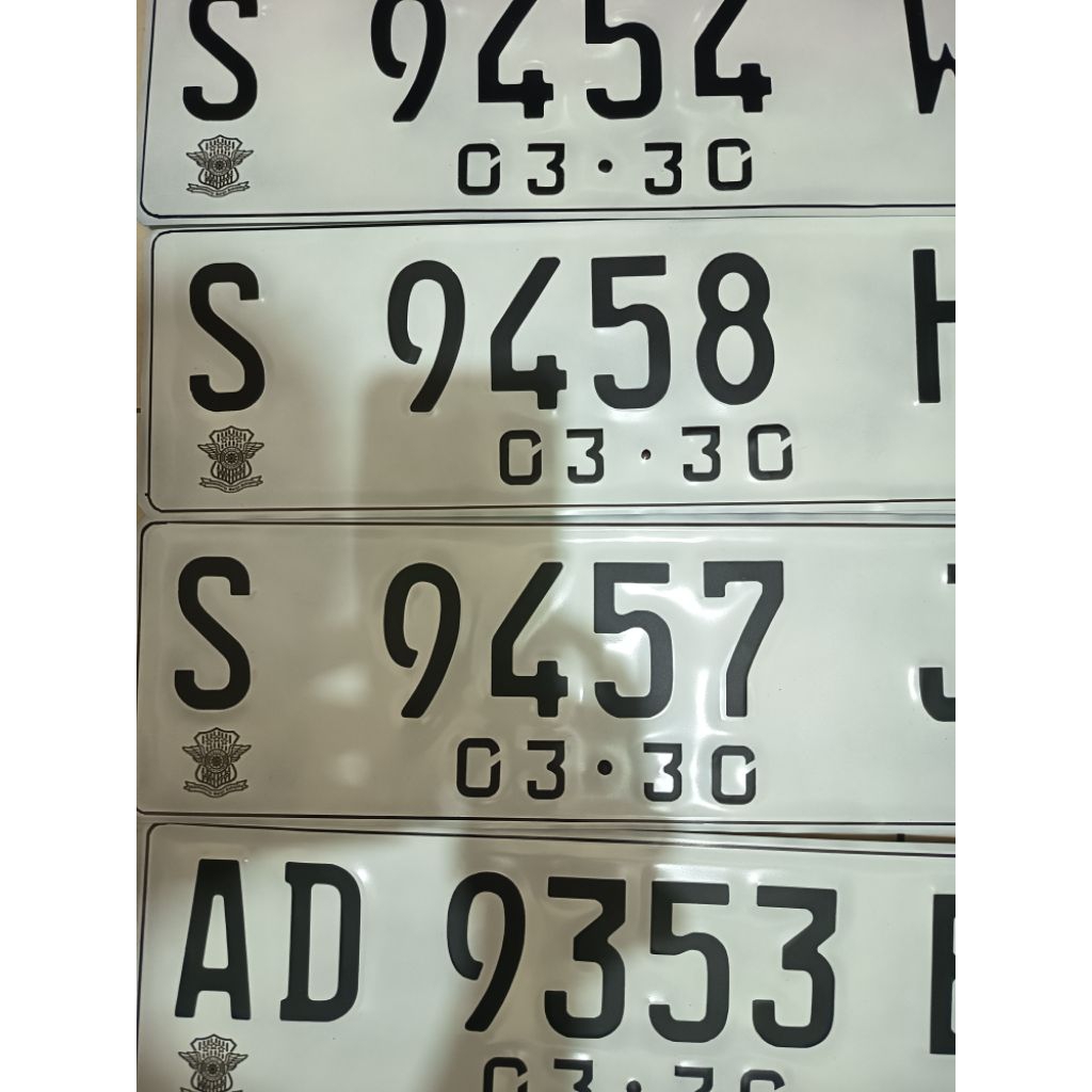 VARIASI PLAT MOBIL