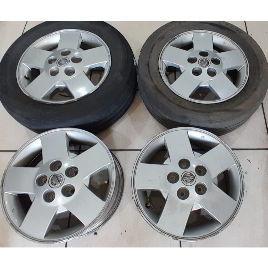 velg pelek mobil original nissan serena ring 15x5,5 h5x114 et45 silver cocok new carry grand max ino