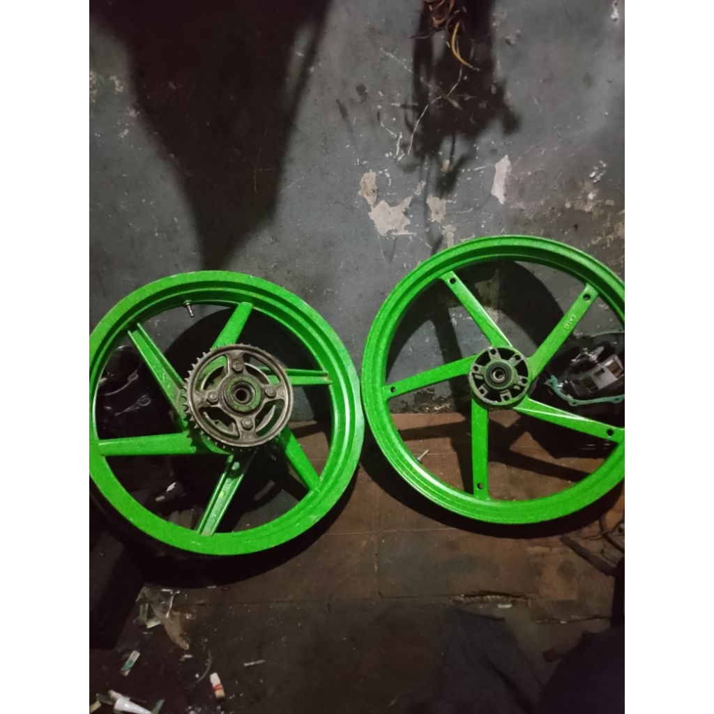velg set ring 17 bintang bekas Tiger Revo awal