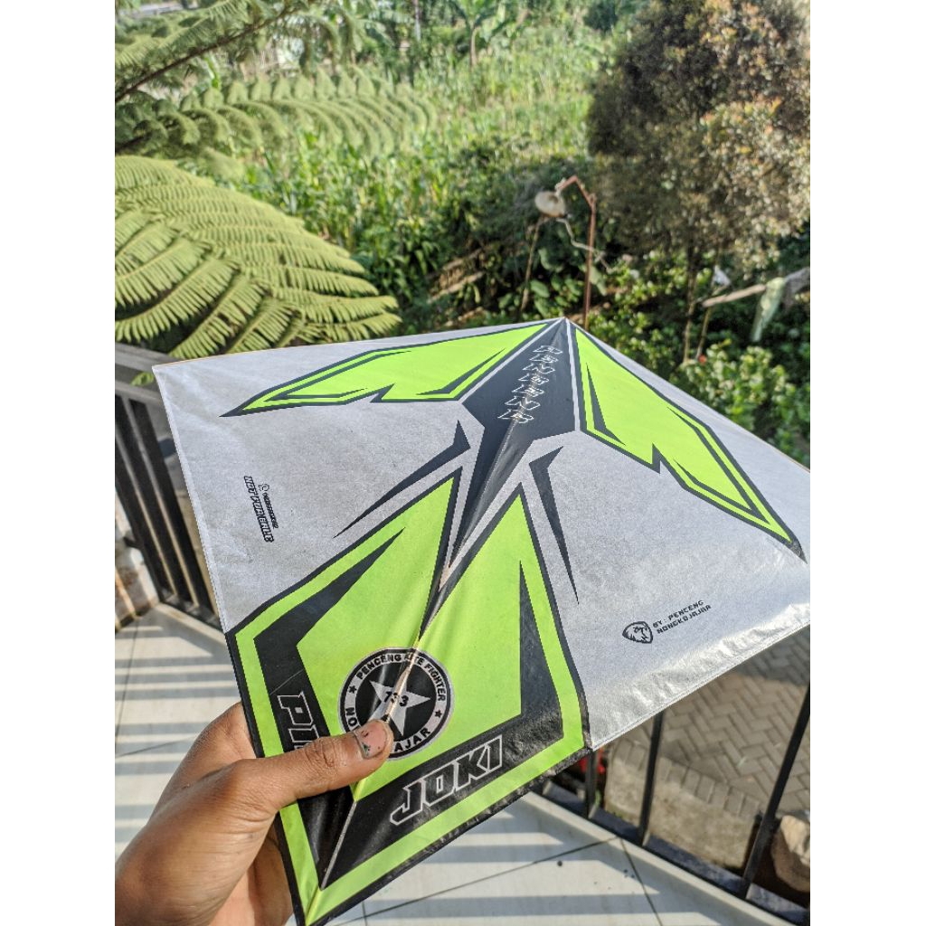 layangan sukoi full petung warna stabilo 13 pcs