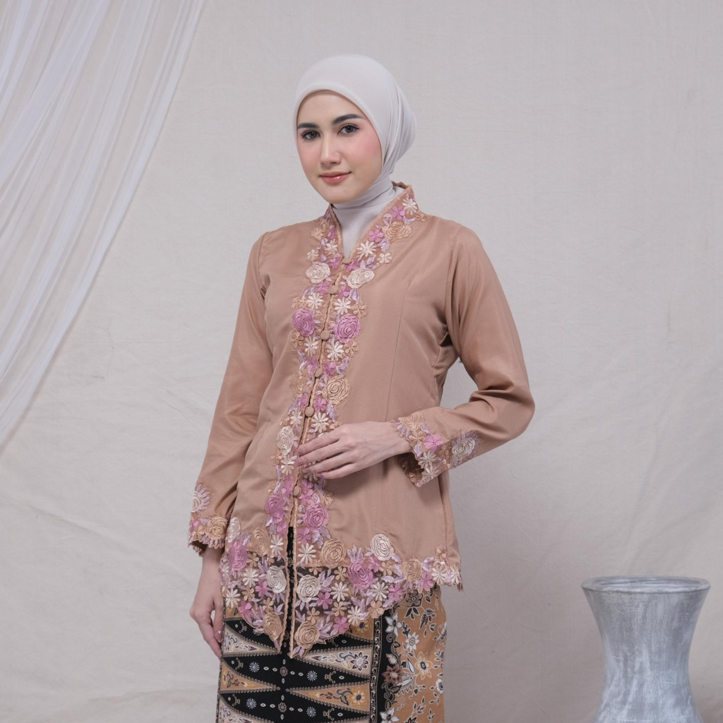Kebaya Adeeva Series Kebaya Encim Kebaya Bordir Kutu Baru Tradisional Wisuda Brokat Jawa Tasik Dress
