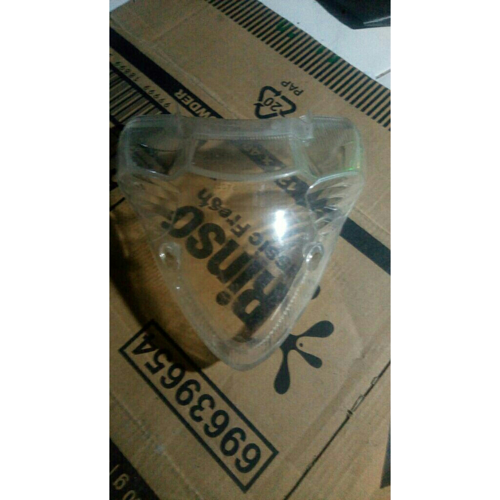 mika lampu belakang suzuki satria fu