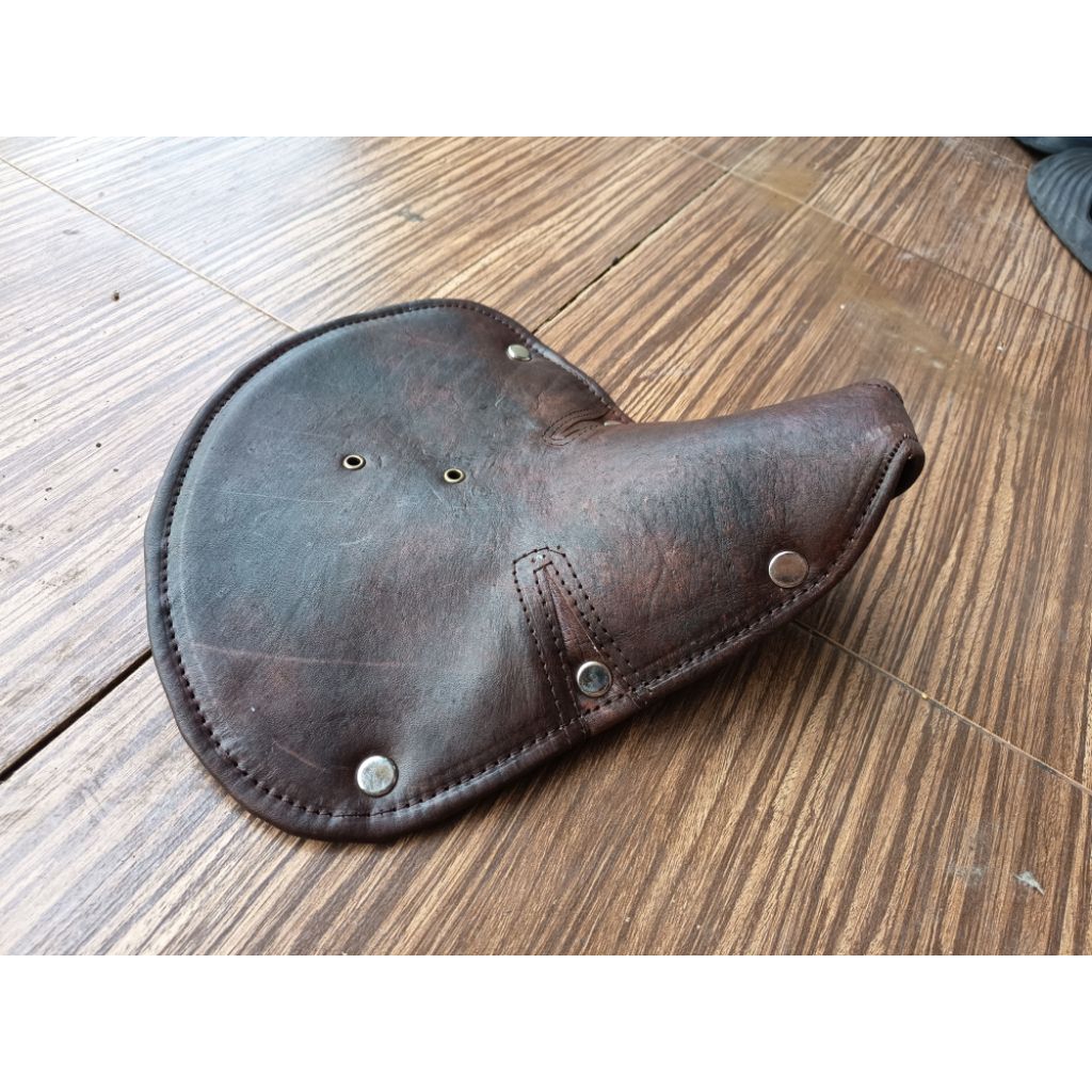 Cover Kulit Sadel Terry