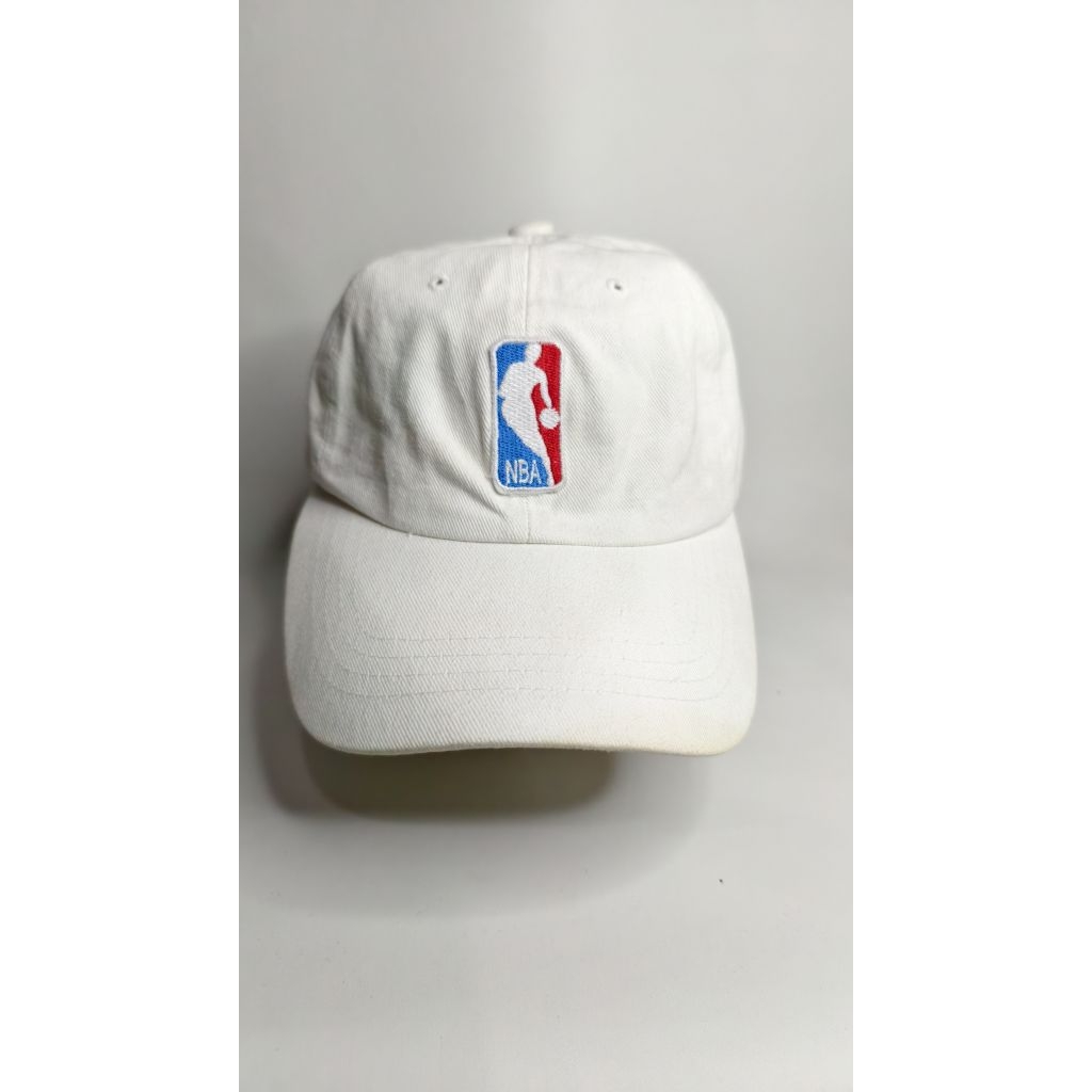 Topi putih casual caps nba